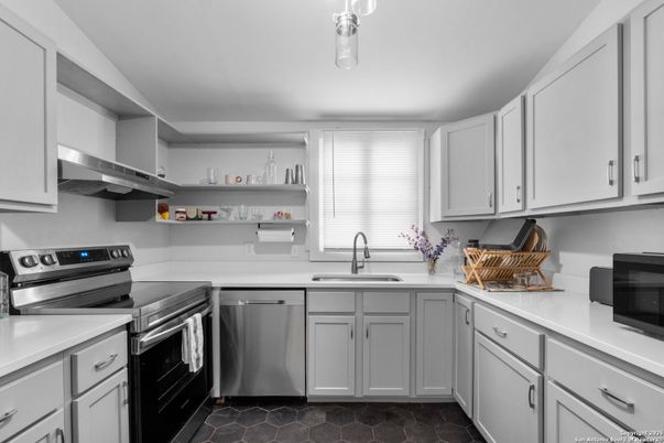 Interior, Kitchen, Stainless Steel Appliances
