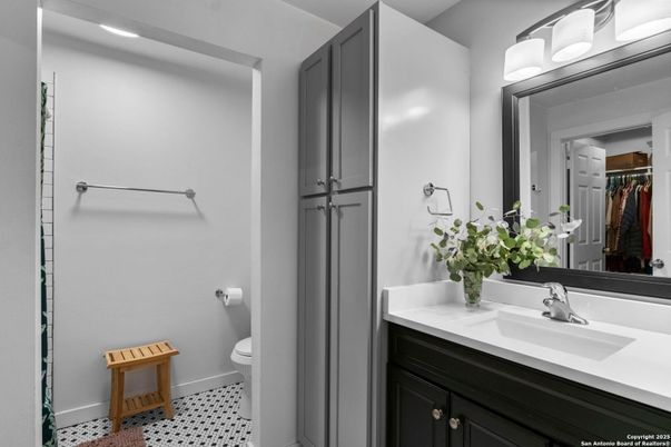 Bathroom, Dual Sink Vanities, Interior, Recessed Lighting, Walk-in Closets
