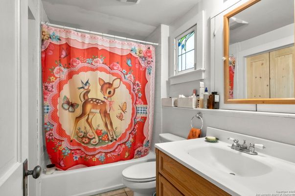 Bathroom, Interior