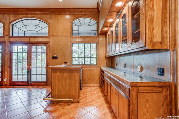 Interior, Kitchen, Recessed Lighting, Wooden Walls