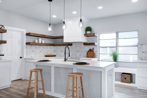 Interior, Kitchen, Pendant Lights, Recessed Lighting, Wood Texture Flooring