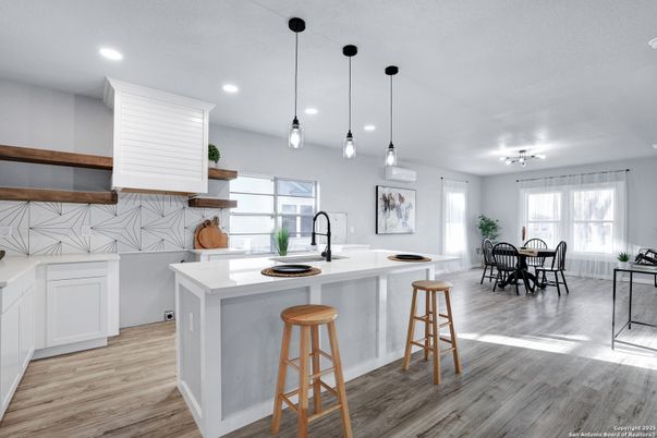 Dining room, Interior, Kitchen, Pendant Lights, Recessed Lighting, Wood Texture Flooring