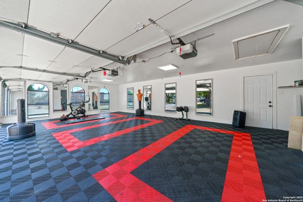 Fitness Equipment, Garage, Interior