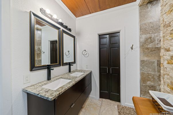 Bathroom, Interior, Wooden Ceilings