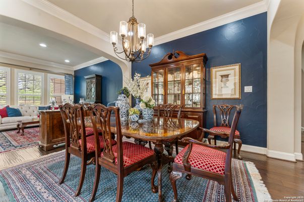 Chandelier, Dining room, Interior, Recessed Lighting, Wood Texture Flooring