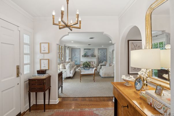 Chandelier, Interior, Living room, Recessed Lighting, Wood Texture Flooring