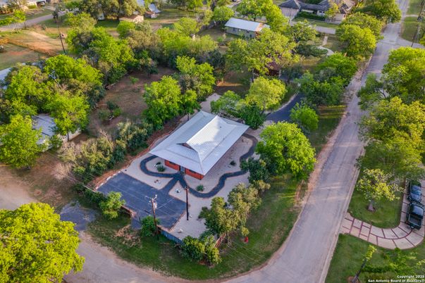 Exterior, Drone