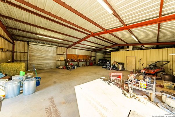 Garage, Interior