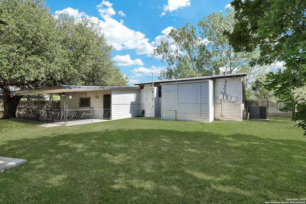 Backyard, Exterior