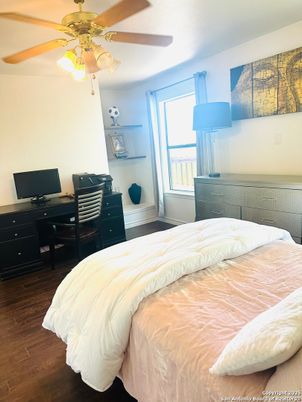 Bedroom, Home Office, Interior, Wood Texture Flooring