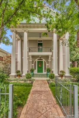 Exterior, Facade, None