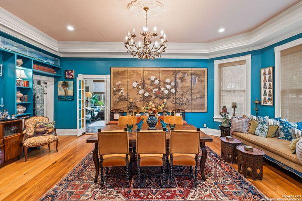 Chandelier, Dining room, Interior, Living room, Recessed Lighting, Wood Texture Flooring