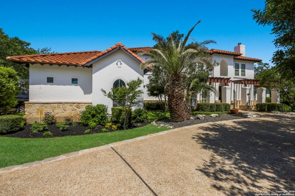 Exterior, Facade, Spanish Mediterranean