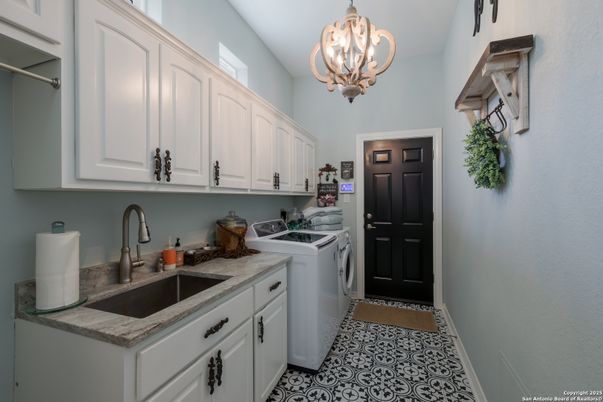 Chandelier, Interior, Washer