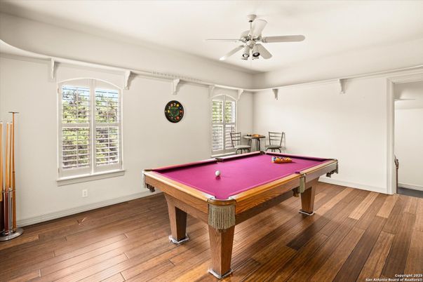 Billiard Table, Game Room, Interior, Wood Texture Flooring