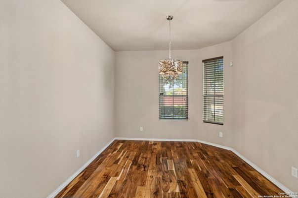 Chandelier, Empty room, Interior, Pendant Lights, Wood Texture Flooring