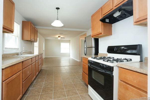 Interior, Kitchen, Pendant Lights, Wood Texture Flooring