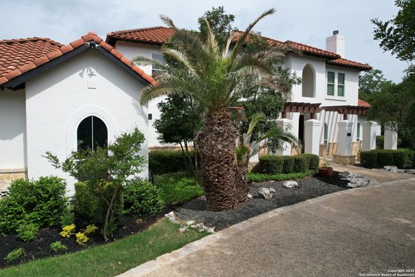 Exterior, Facade, Spanish Mediterranean