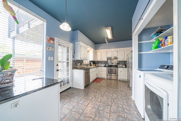 Interior, Kitchen, Pendant Lights, Stainless Steel Appliances