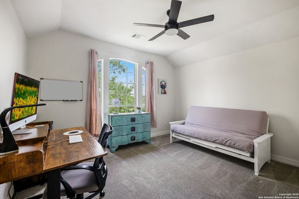 Home Office, Interior