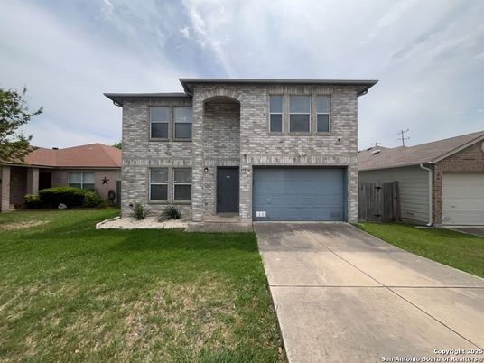 Attached, Exterior, Facade, Brick Traditional