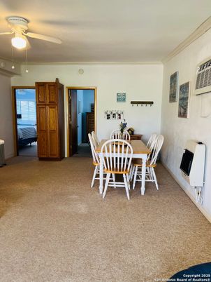 Dining room, Interior