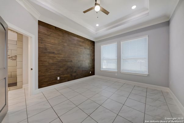 Empty room, Interior, Marble, Recessed Lighting, Wooden Walls