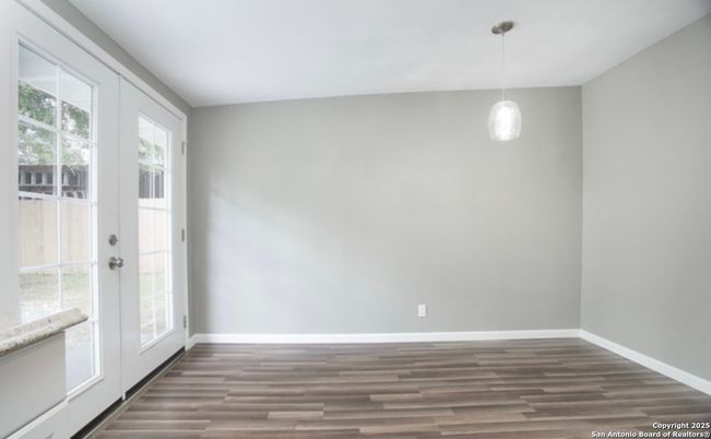 Empty room, Interior, Pendant Lights, Wood Texture Flooring
