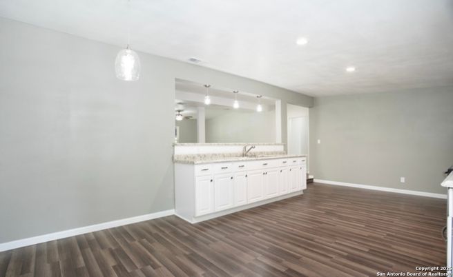 Interior, Pendant Lights, Recessed Lighting, Wood Texture Flooring