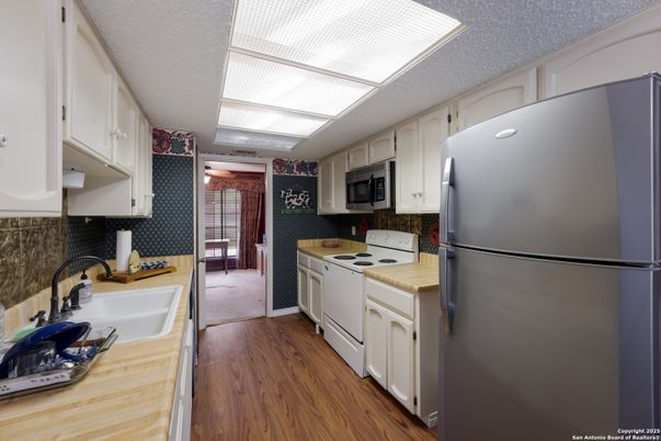Interior, Kitchen, Wood Texture Flooring