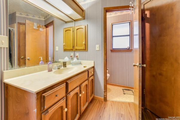 Bathroom, Dual Sink Vanities, Interior, Wood Texture Flooring