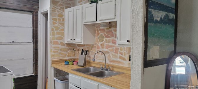 Interior, Kitchen, Stone Walls
