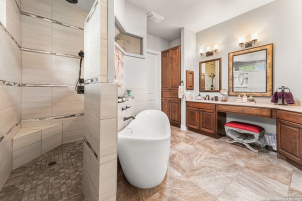 Bathroom, Dual Sink Vanities, Free Standing Baths, Interior