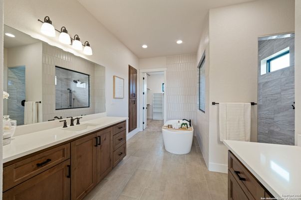 Bathroom, Dual Sink Vanities, Free Standing Baths, Interior, Recessed Lighting