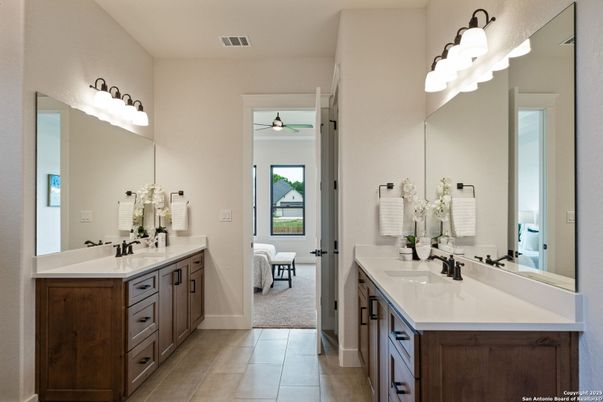 Bathroom, Dual Sink Vanities, Interior