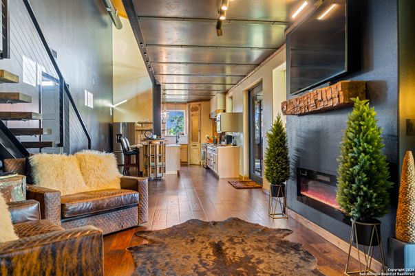 Fireplace, Interior, Kitchen, Wood Texture Flooring