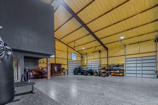 Garage, Interior