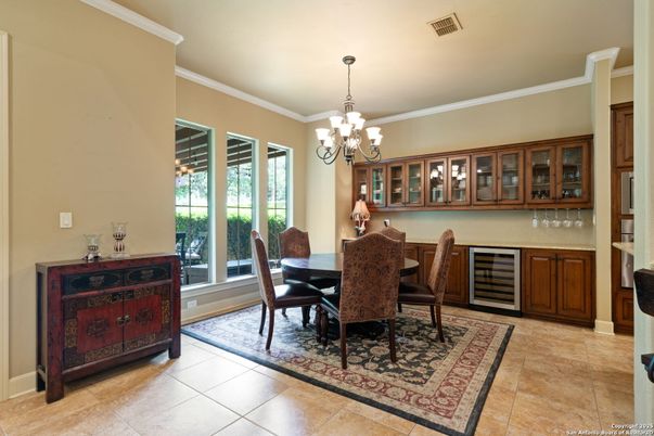 Chandelier, Dining room, Interior