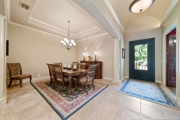 Chandelier, Dining room, Interior