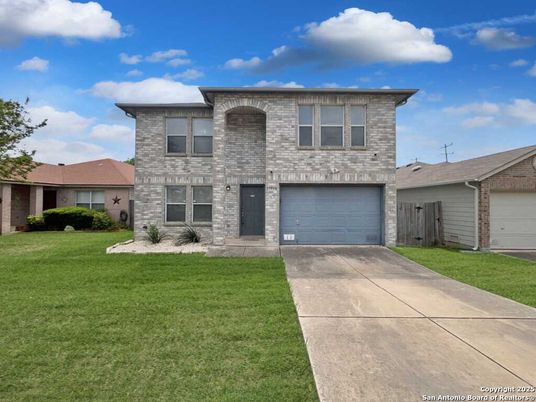 Attached, Exterior, Facade, Brick Facade, Split Level