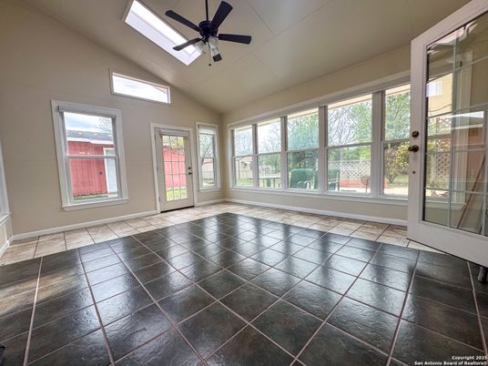 Empty room, Interior, Sun Room