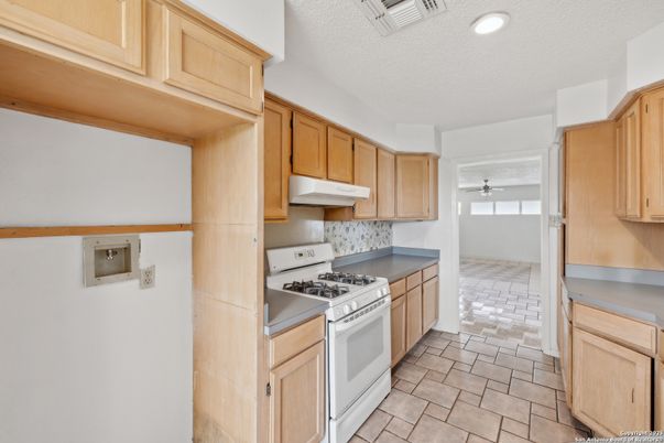 Interior, Kitchen, Recessed Lighting
