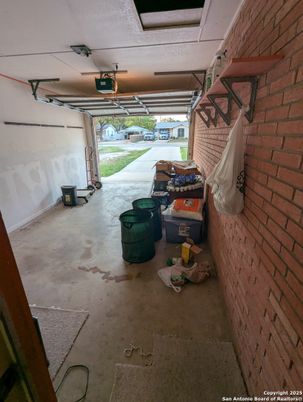 Garage, Interior, Stone Walls