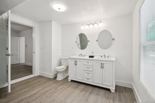 Bathroom, Dual Sink Vanities, Interior, Wood Texture Flooring