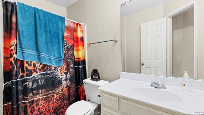 Bathroom, Interior