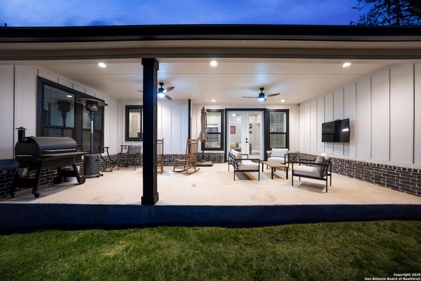 Exterior, Recessed Lighting