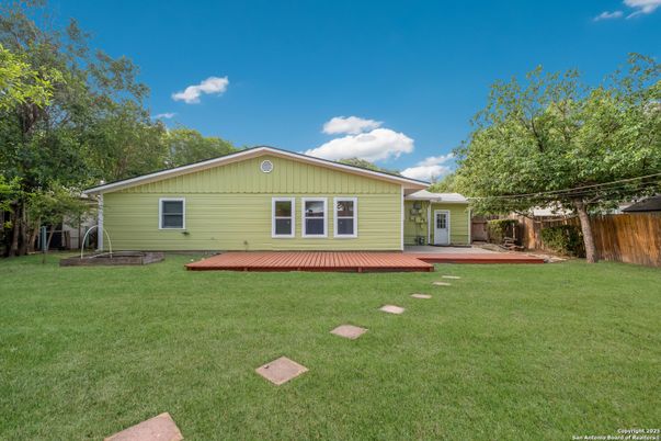 Backyard, Exterior