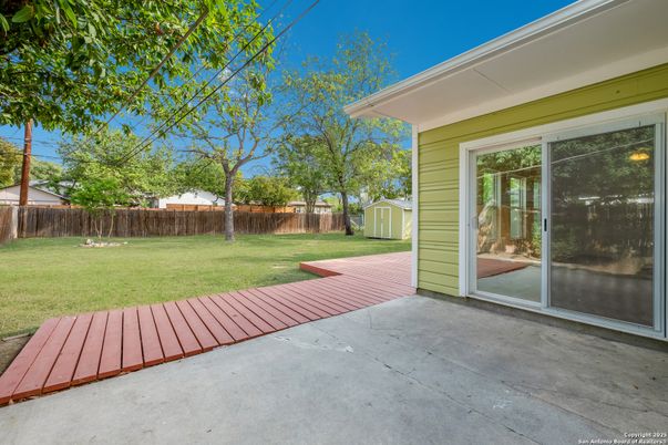 Backyard, Exterior