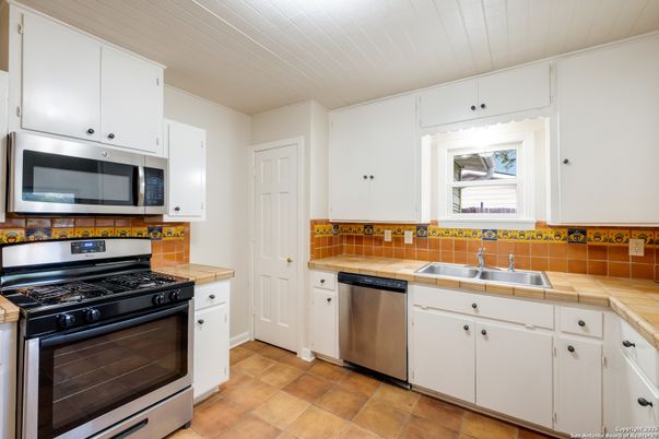 Interior, Kitchen, Stainless Steel Appliances, Tile Countertops