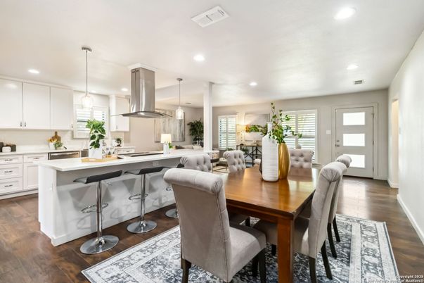 Dining room, Interior, Kitchen, Pendant Lights, Recessed Lighting, Wood Texture Flooring